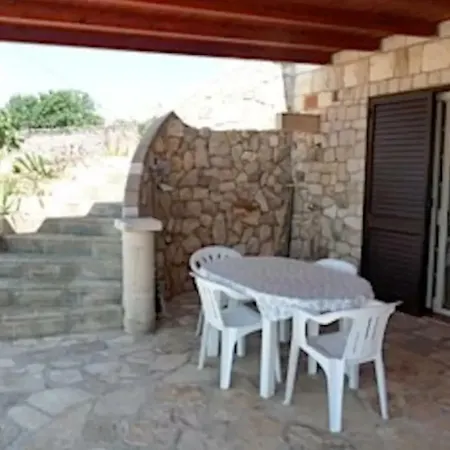 Felloniche Apartamento